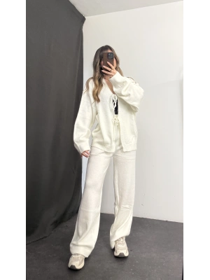 Belly Fiyonklu Triko Takım - Beyaz