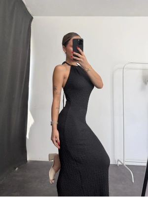 Blair Bağlamalı Elbise - Siyah