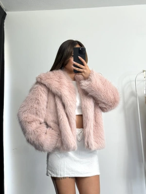 Celin Peluş Kürk - Pudra