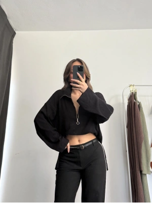 Eloise Fermuarlı Bluz - Siyah