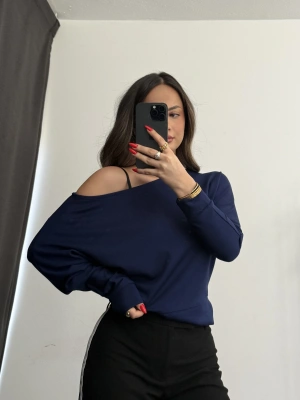 Gina Yarasa Kol Bluz - Lacivert