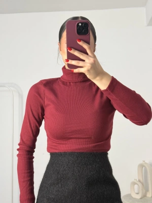 Loi Boğazlı Bluz - Bordo