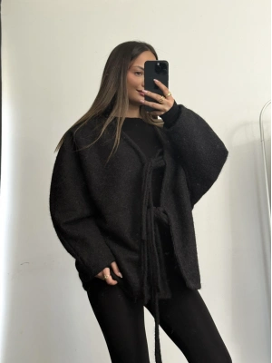 Merry Fiyonklu Ceket - Siyah