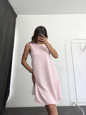 Mori Çizgili Salaş Elbise - Pembe