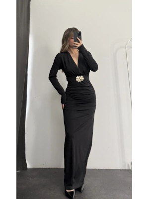 Mori V yaka Tokalı Elbise - Siyah