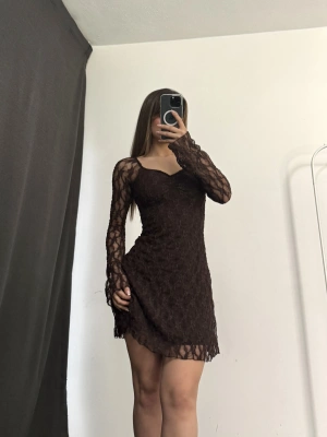 Wanda Mini Dantel Elbise - Kahve