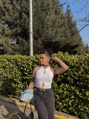 Neckline Crop -Beyaz