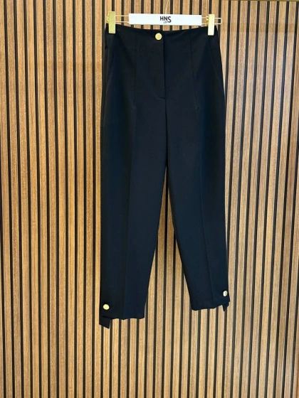 Yusuf Özdemir 25Y1543 Siyah Düğme Detaylı Pantolon