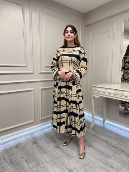 Venöve 26SSTUN0003 Siyah Çizgili Elva Takım