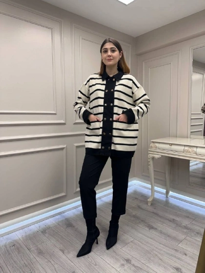 Exquise E26Y06225002 Siyah Krem Gaetan Triko Hırka