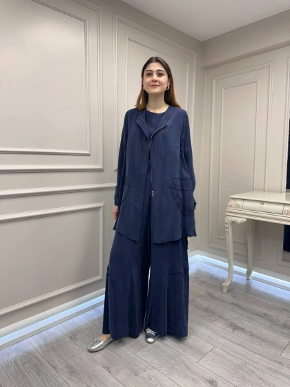 Misswhence 39208 Lacivert Tunik Arkası Yırtmaçlı Takım