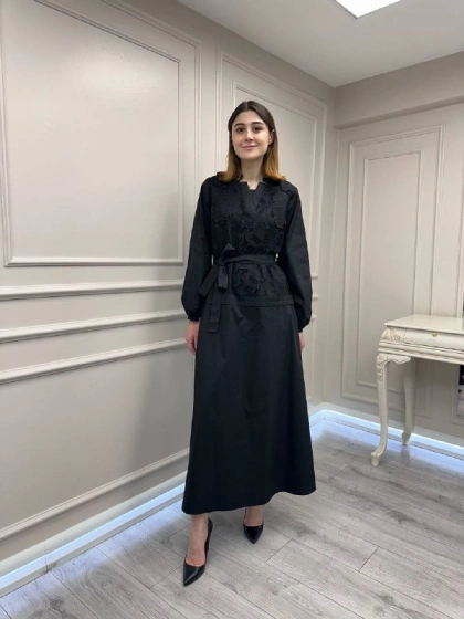 Misswhence 39803 Siyah Güpür Detaylı Elbise
