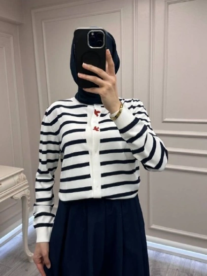 Ghisa 3620H3313 Ekru Lacivert Hırka