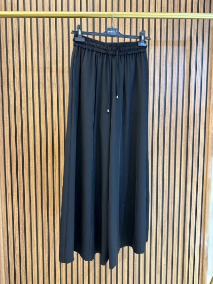 Yusuf Özdemir 26Y1636 Siyah Pantolon Etek