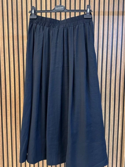 Yusuf Özdemir 26Y1555 Siyah Etek