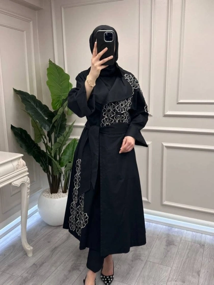 Trenç 3738 Siyah Gül Desenli Trençkot