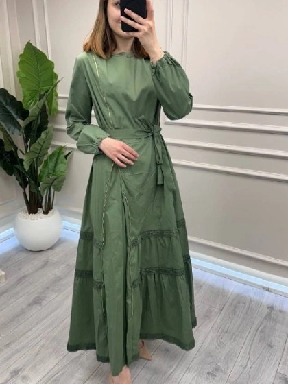 Misswhence 39807 Yeşil Fermuar Ve Güpür Detaylı Elbise