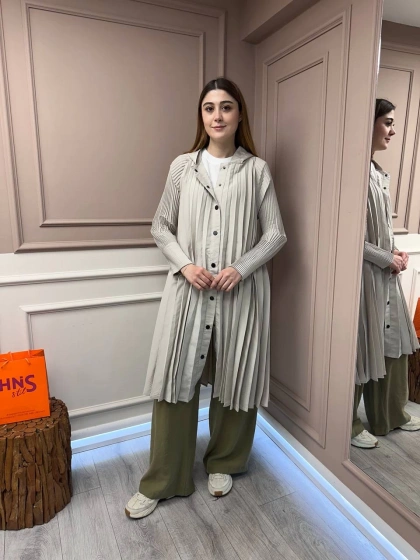 Ceremony 5881 Bej Akordiyon Kap