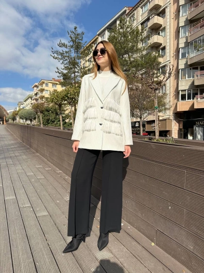 Ghisa 25YGSCKT3080 Beyaz Çizgili Ceket