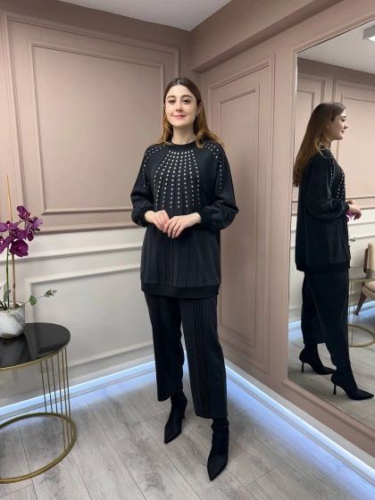 Ghisa 25YGSTKM4845 Siyah Zımba Detaylı Takım