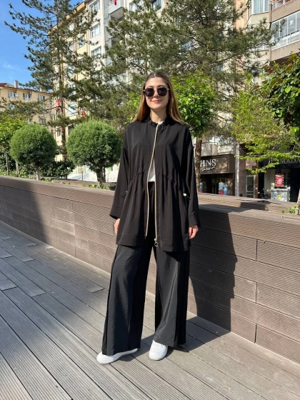 Ghisa 25YGSTKM4891 Siyah Yaka Detaylı Takım