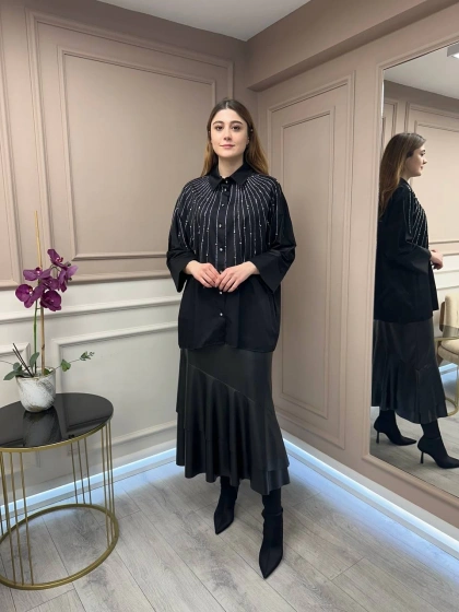 Ghisa 25YGSTNK4848 Siyah Taşlı Tunik