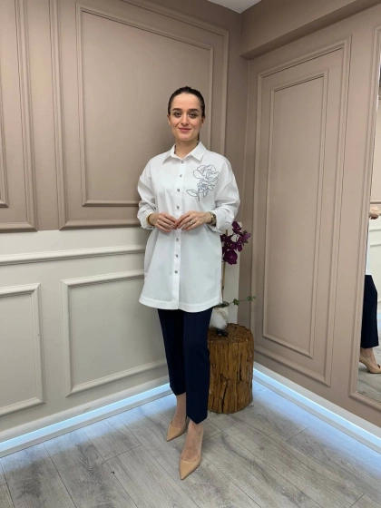 Ghisa 25YGSTNK4932 Beyaz Omzu Detaylı Tunik