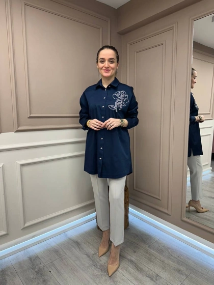 Ghisa 25YGSTNK4932 Lacivert Omzu Detaylı Tunik