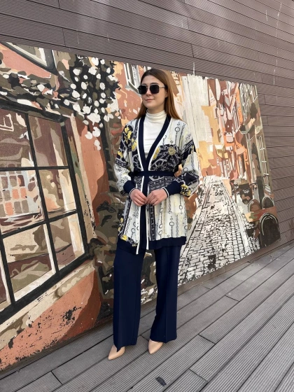 Ghisa 25YÖRHRK3163 Lacivert Hırka