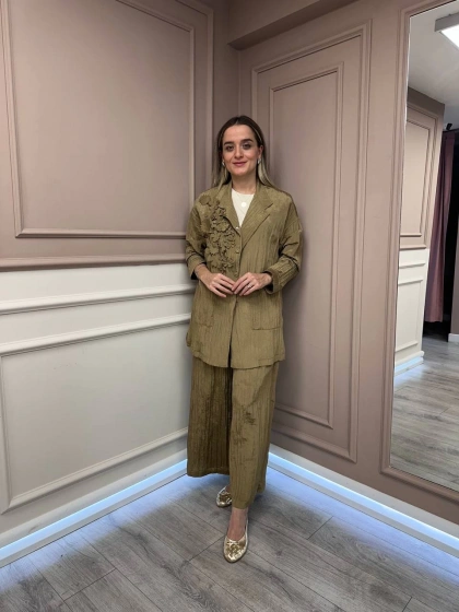 Ghisa 26KGSTKM4064 Haki Yaka Detaylı Takım