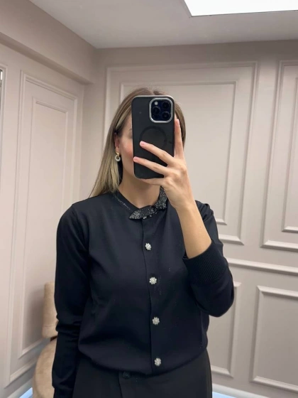 Ghisa 26KOBHRK3215 Siyah Yakası Taşlı Triko Hırka