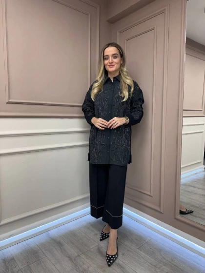 Ghisa 26KOBTNK4001 Siyah Boncuk Detaylı Tunik