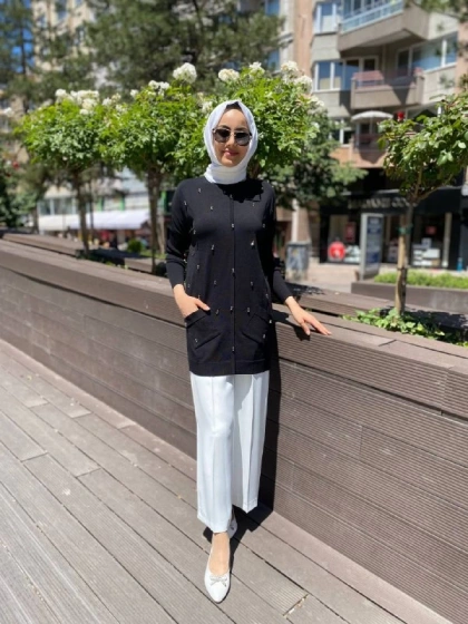 Ghisa 4YOBTNK4227 Siyah Damla Taş Detaylı Tunik