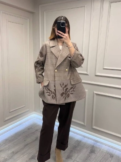 Ghisa 5KGSTKM3911 Kahve Nakış Detaylı Takım