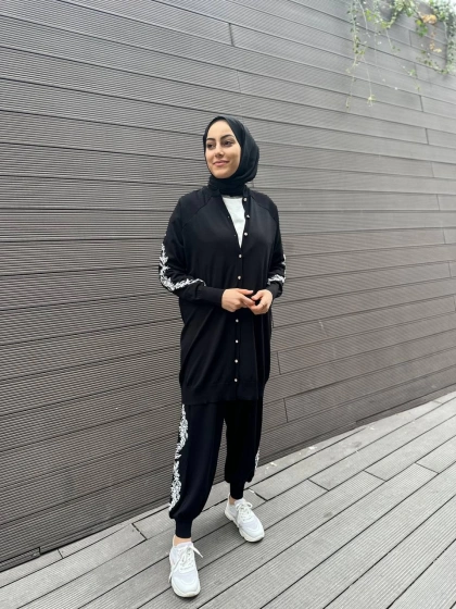 İnvee 6847 Siyah-Ekru Güldalı Triko Pantolon