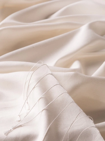 İpekevi 02911 İnci Beyazı Düz İpek Şal