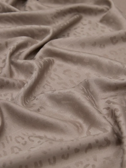İpekevi 05784 Taş Leopar Jakar Desenli İpek Şal