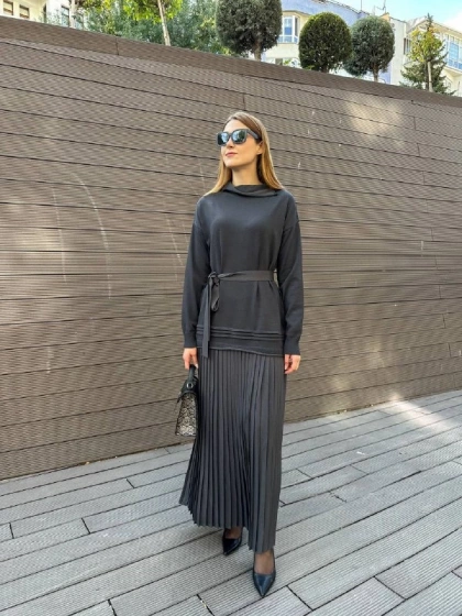 Misswhence 36813 Gri Pilise Detaylı Triko Elbise