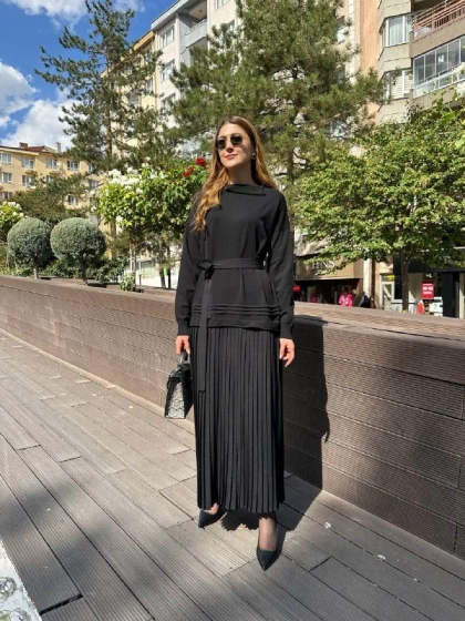 Misswhence 36813 Siyah Pilise Detaylı Triko Elbise