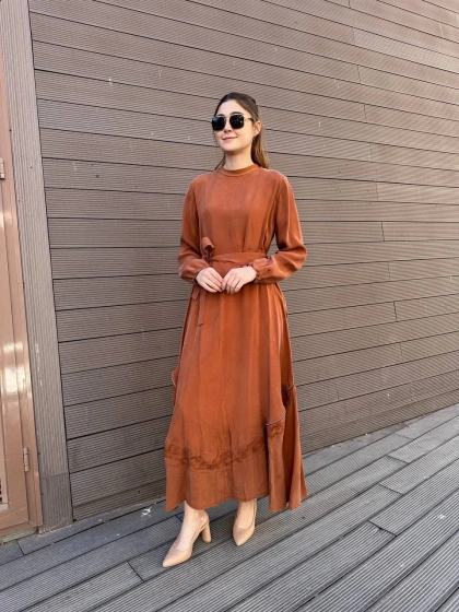 Misswhence 37800 Hardal Fermuarlı İşlemeli Elbise