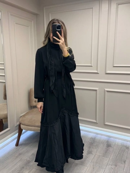 Misswhence 38826 Siyah Etek Ucu Tafta Detaylı Elbise