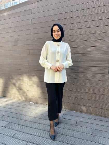 MY312 24S8231 Ekru Önü Taşlı Tunik