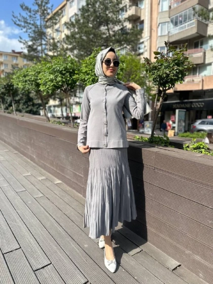 Nuss Triko 24K-1300 Gri Etekli Triko Takım