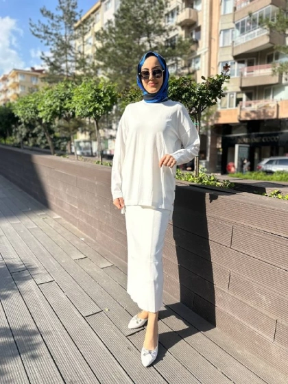 Nuss Triko 24K-1302 Beyaz Etekli Triko Takım