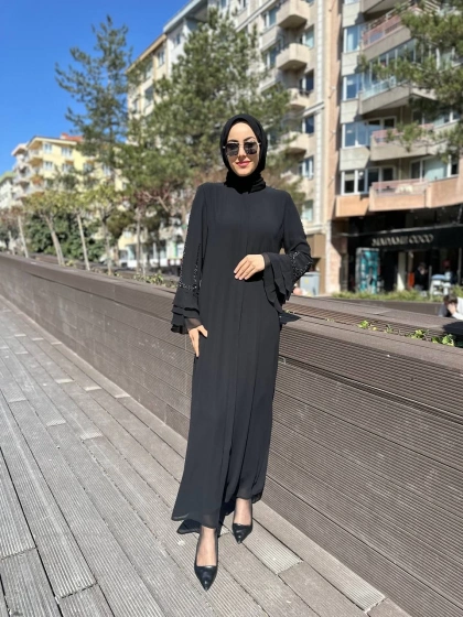 Qeffa Q158 Siyah Kolları Taş Detaylı Ferace