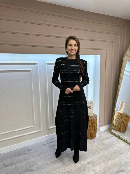 Qooq 24FW404 Siyah Triko Elbise