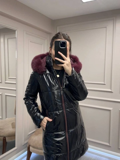 Trenç 5727 Siyah Parlak Kapüşonlu Kapitone Kaban