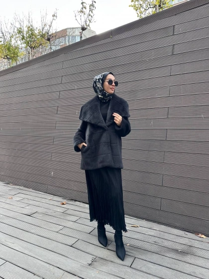 Trenç 7013 Antrasit Geniş Yaka Peluş Kürk Kaban