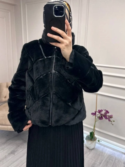 Trenç 7041 Siyah Kürk Mont