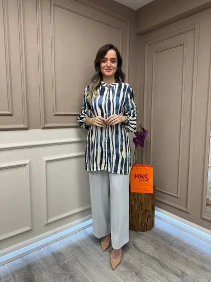 Venöve 25SSGOM0003 Mavi Flora Gömlek